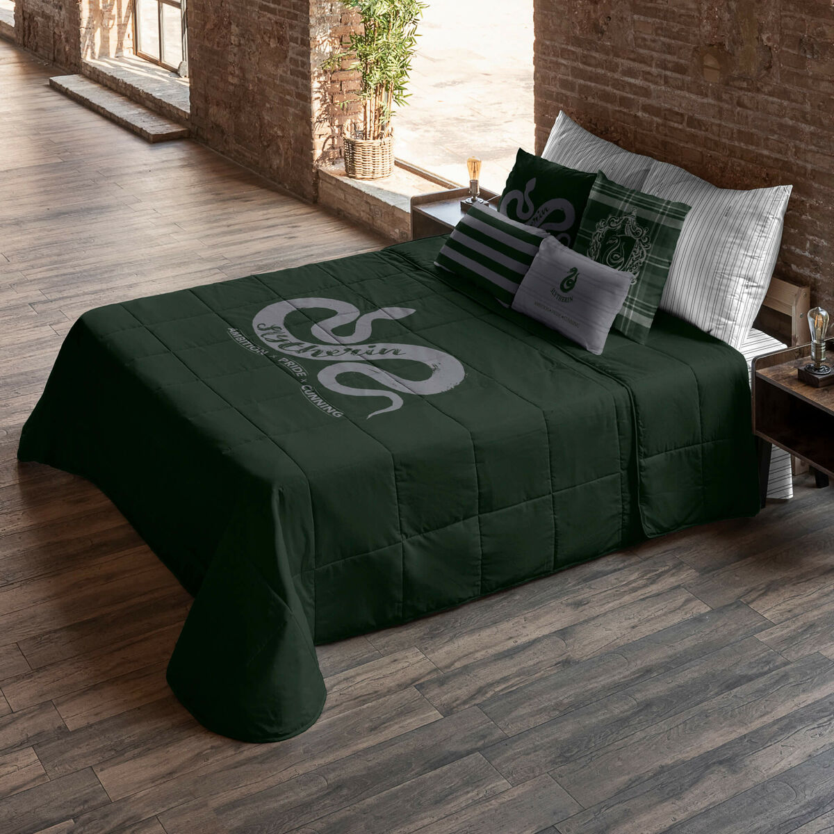 Edredón Harry Potter Slytherin Multicolor 235 x 4 x 270 cm Cama de 135  Comprati.