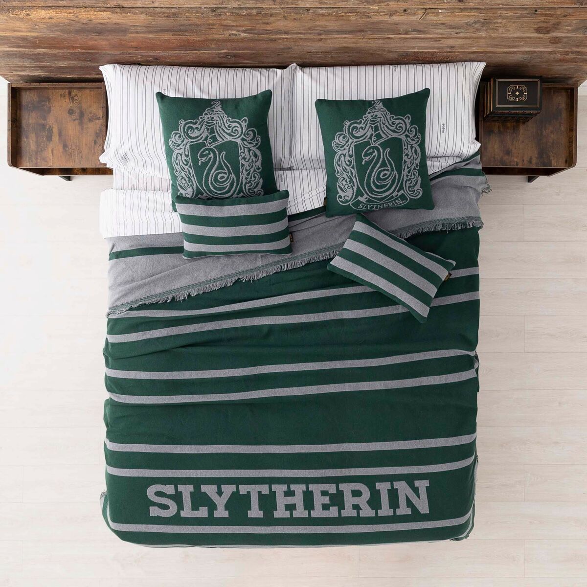 Manta Harry Potter Slytherin House Multicolor 130 x 2 x 170 cm  Comprati.