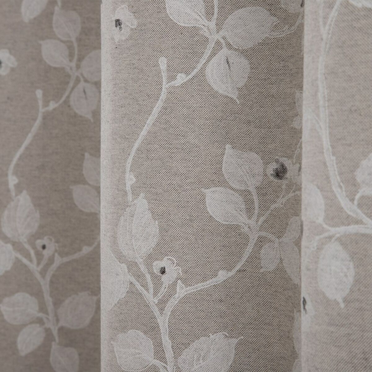 Cortina Gris Flores 140 x 260 cm  Comprati.